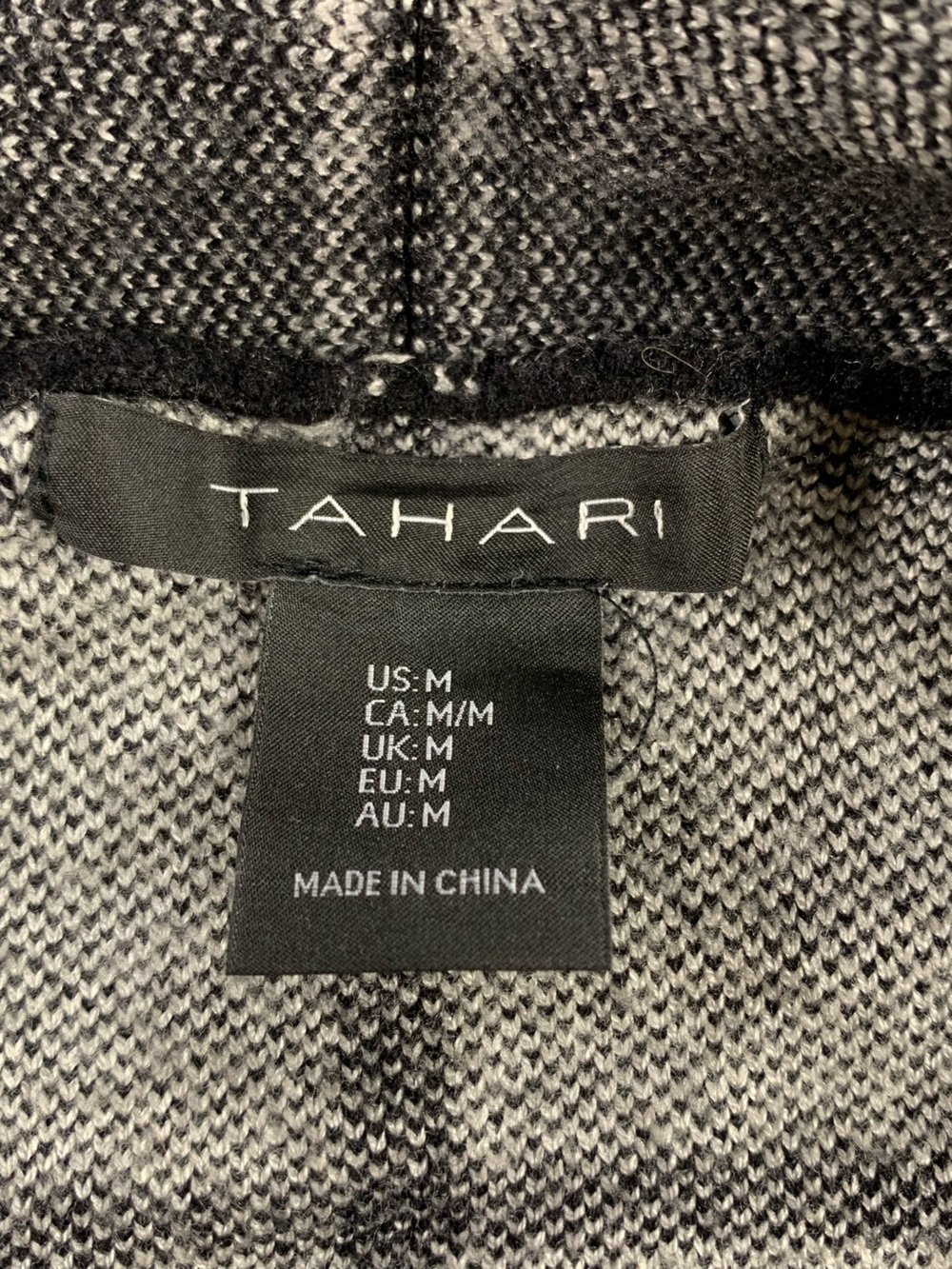 Pre loved TAHARI cardigan womens size M - Picture 5 of 5